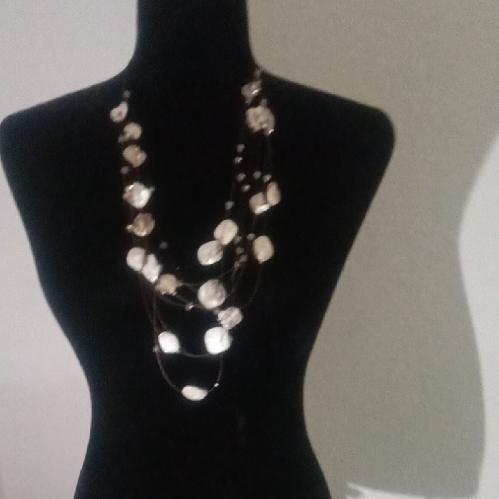 Elegant Pearl Necklace